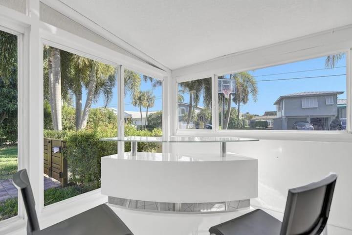 Beautiful 4 Bedrooms/Pool/Walk To Beach Deerfield Beach Esterno foto